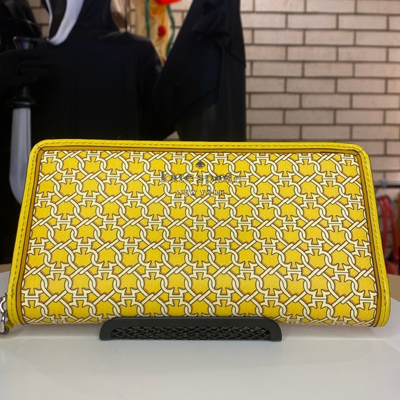 kate spade Handbags - 💥$3 - DP104 - KATE SPADE WALLET